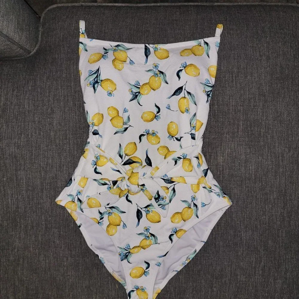 Jessica Simpson Women's Nice Lemons Printed Tie-Waist One-Piece Swimsuit…